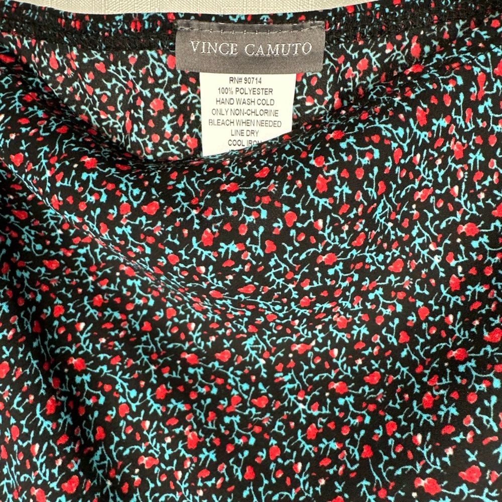 Women’s Vince Camuto maxi midi skirt size medium NWOT